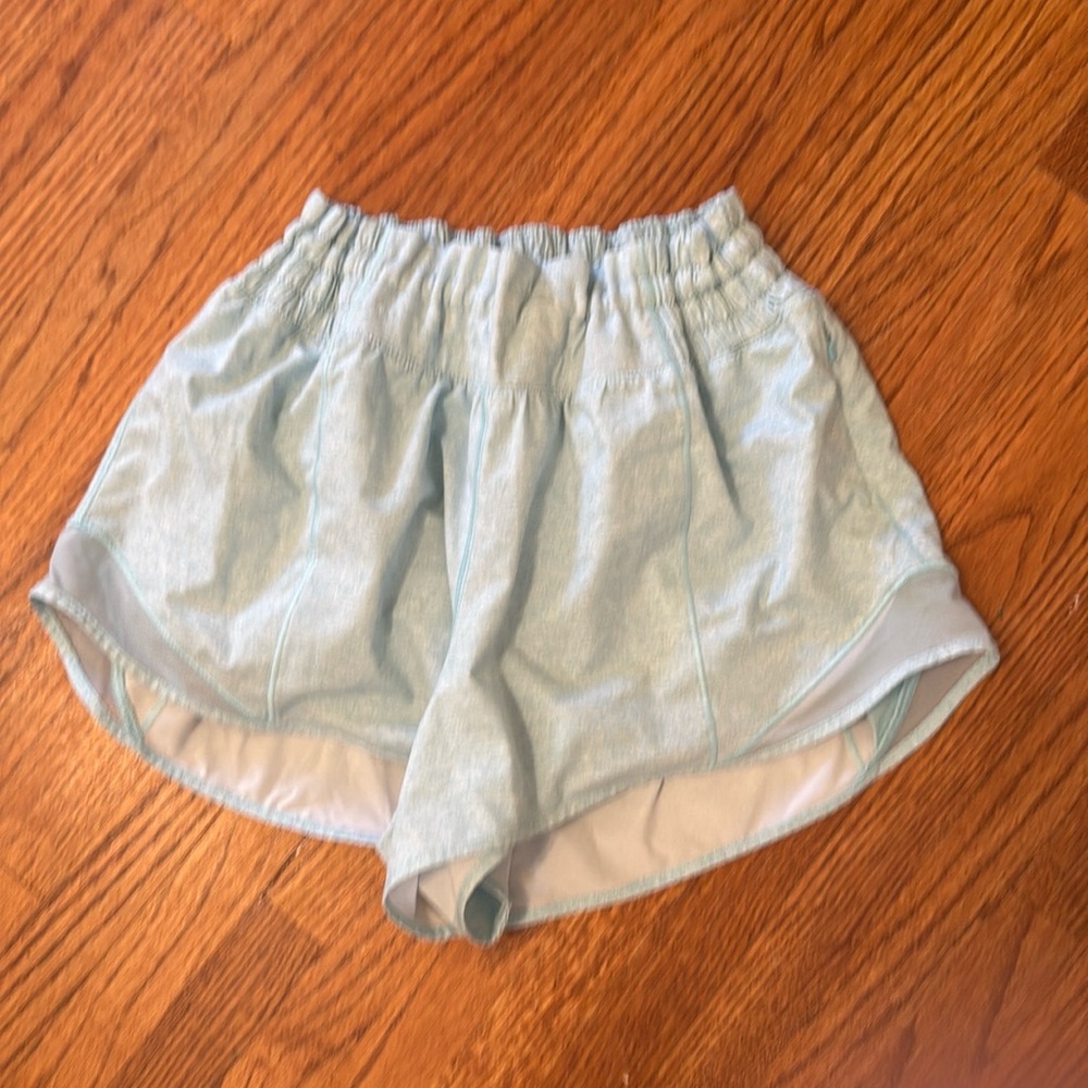 Lululemon shorts, 6, light blue